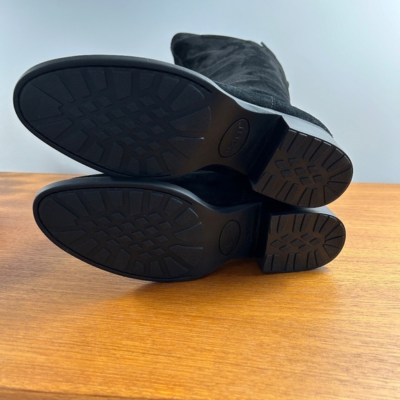 New Stunning Born Black Suede Tall Boots - Picture 6 of 12